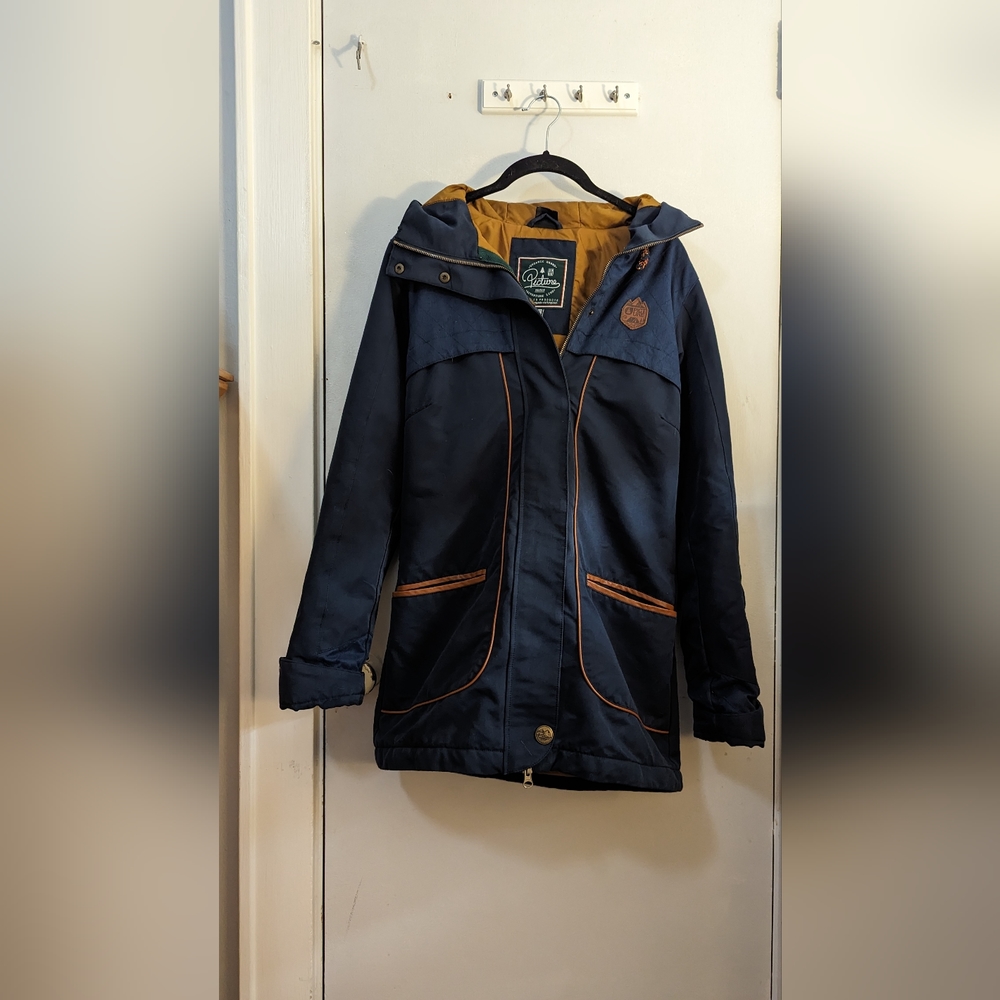 Picture | USA Small | Winter Jacket | Navy Blue Tan